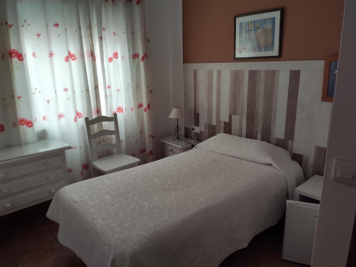 Hostal Ana - Adults Recommended Nerja Bagian luar foto