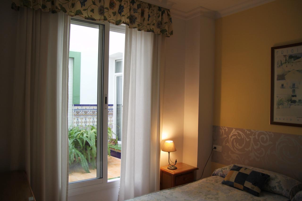 Hostal Ana - Adults Recommended Nerja Bagian luar foto