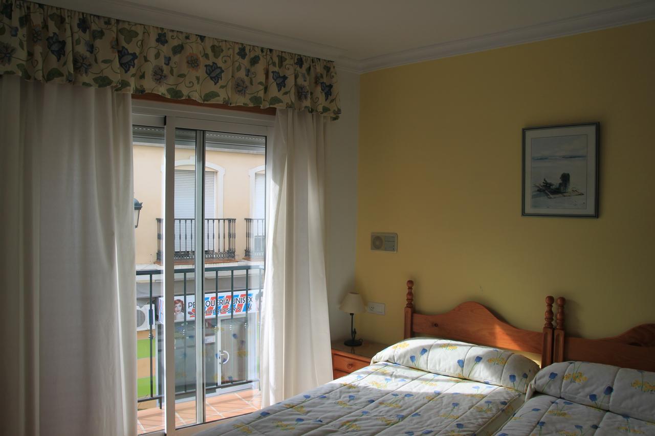 Hostal Ana - Adults Recommended Nerja Bagian luar foto