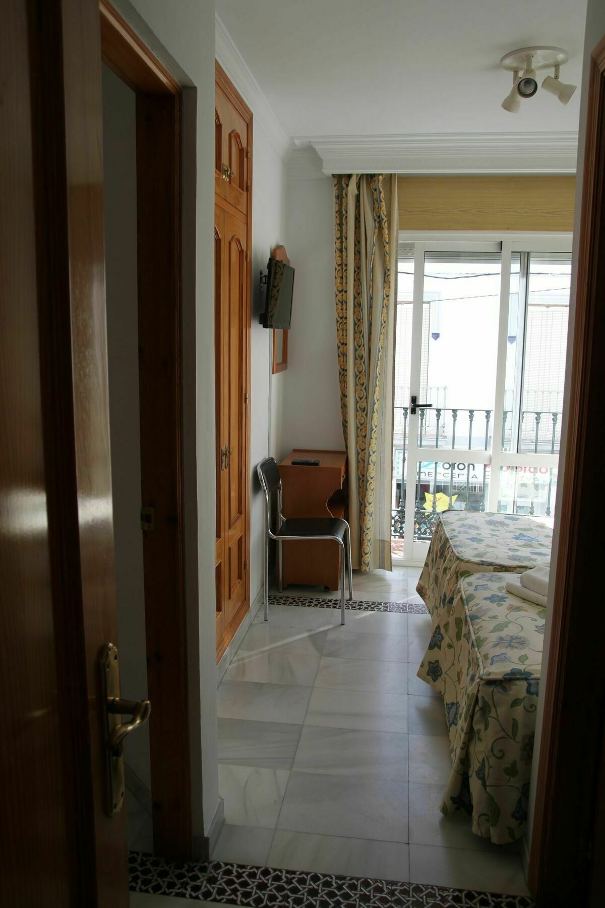 Hostal Ana - Adults Recommended Nerja Bagian luar foto